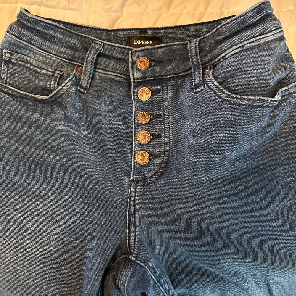 Express Curvy SkinnyMidRise Button Fly Dark Wash Jeans 6L